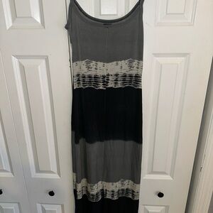 Bloomingdale's Gray and Black Maxi Dress